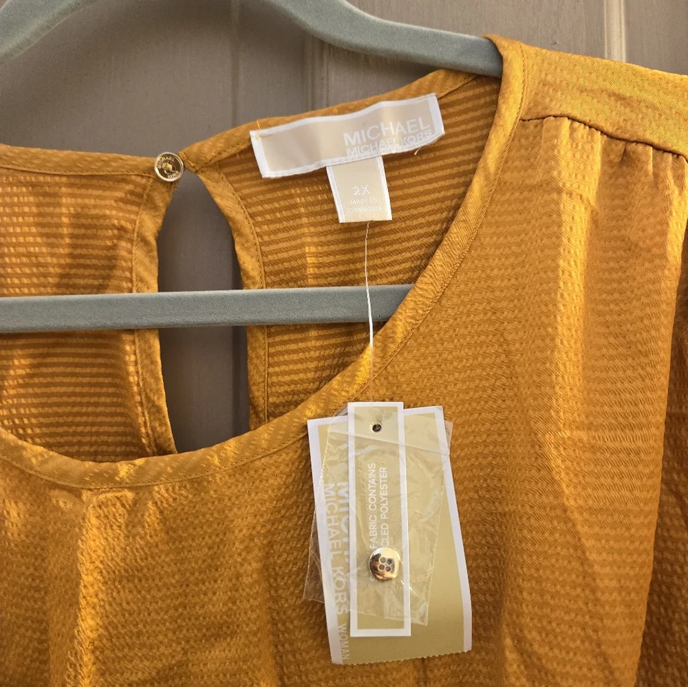 New Michael Kors 2x gold satin dress
